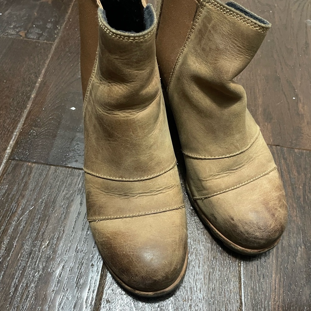 Sorel Brown Leather Ankle Booties